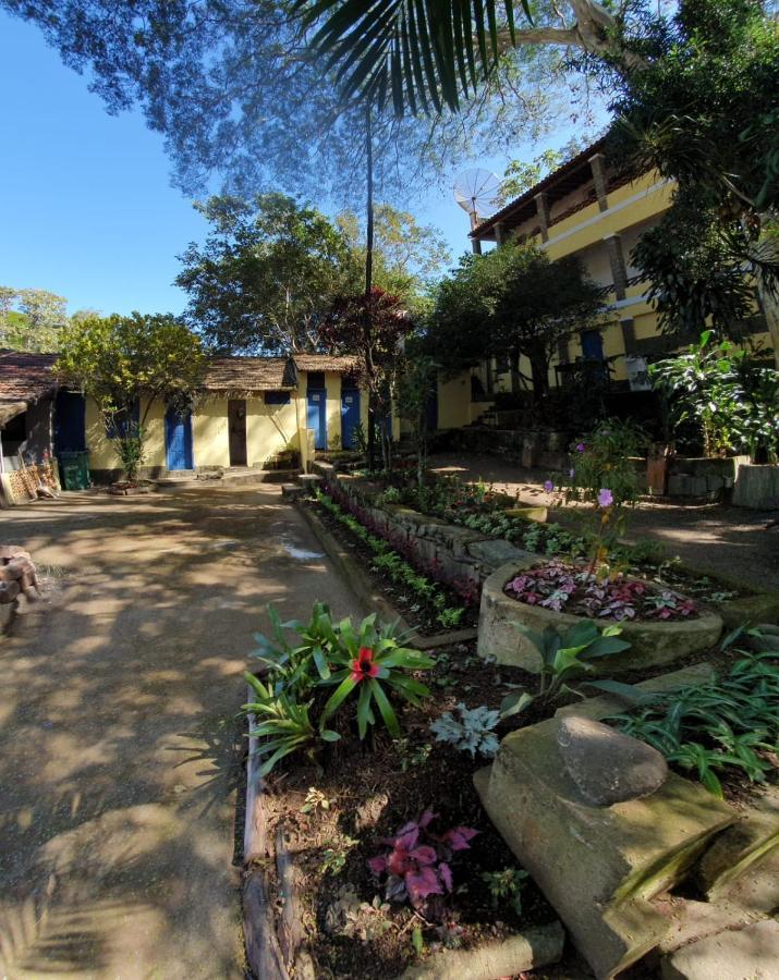 Casa Da Fonte Hospedaria Hotell Miguel Pereira Exteriör bild